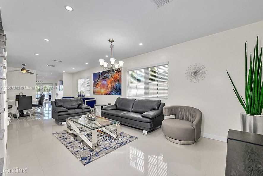 4592 N Ocean Dr #B - Photo 2 of 17