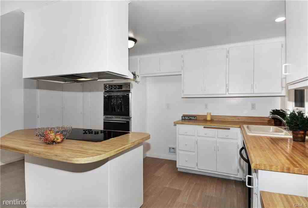25132 Ericson Way - Photo 3 of 10