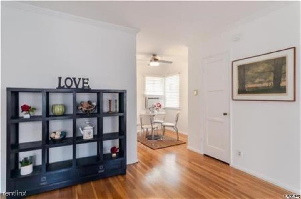 4266 Troost Ave - Photo 2 of 13