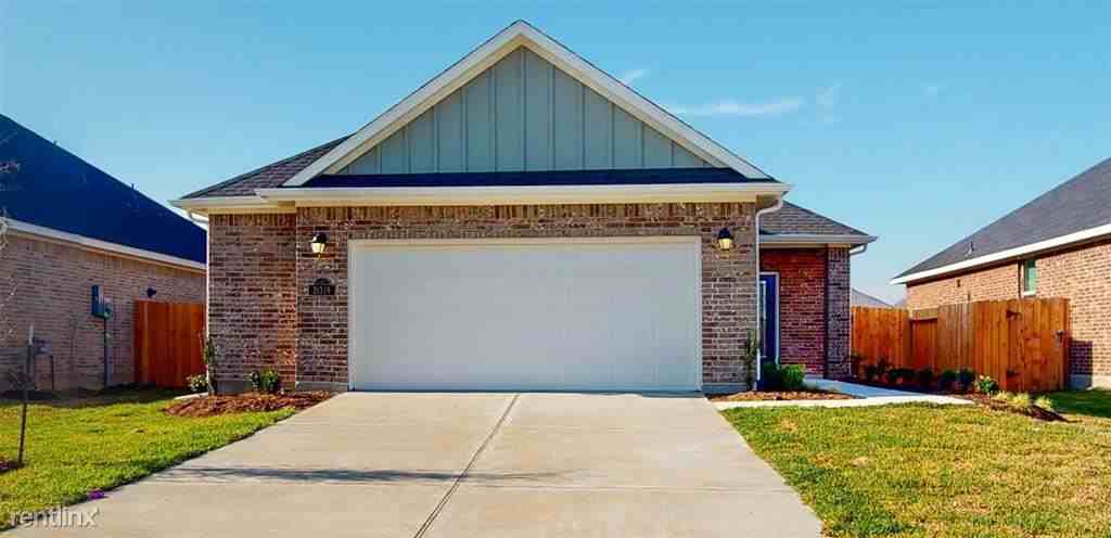 31318 Black Forest Xing - Photo 2 of 12