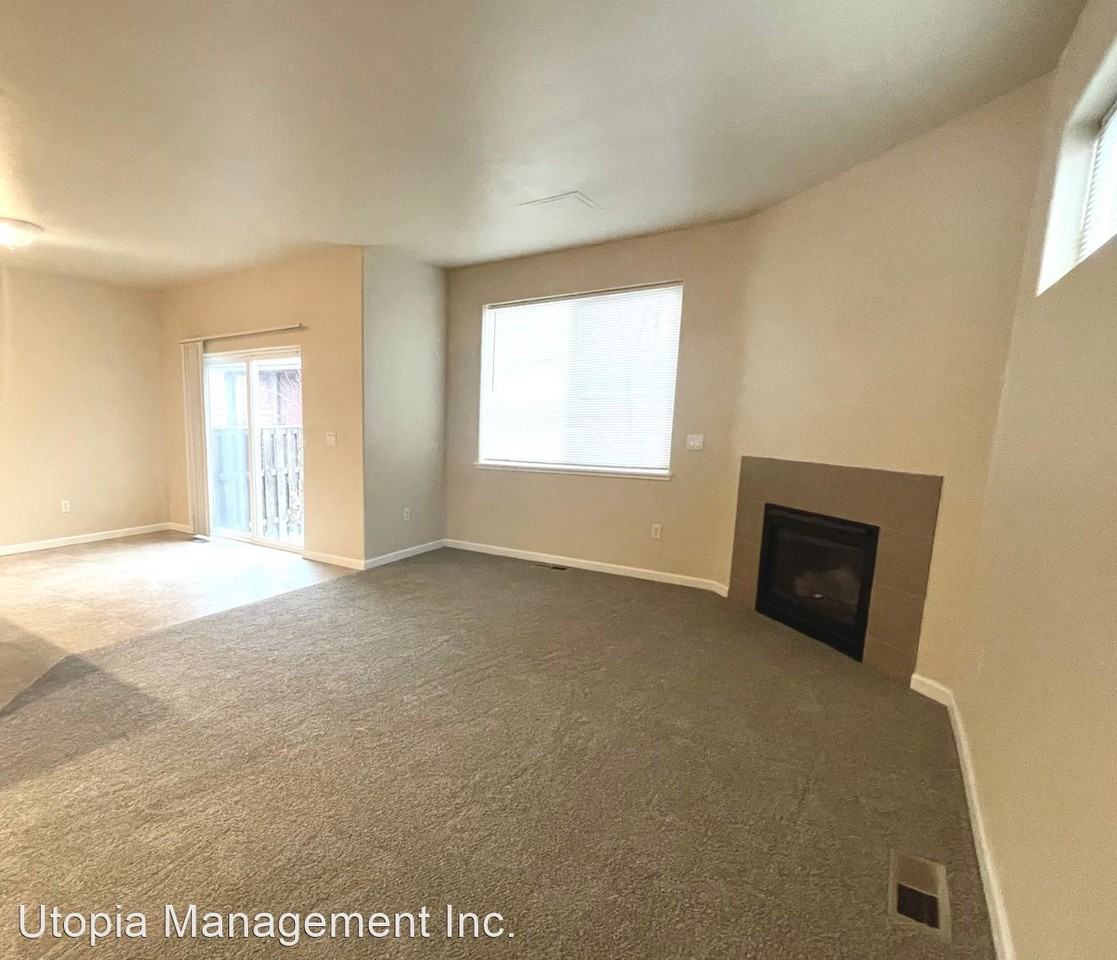 2636 - 2638 SW Cascade Mountain Lane - Photo 2 of 23