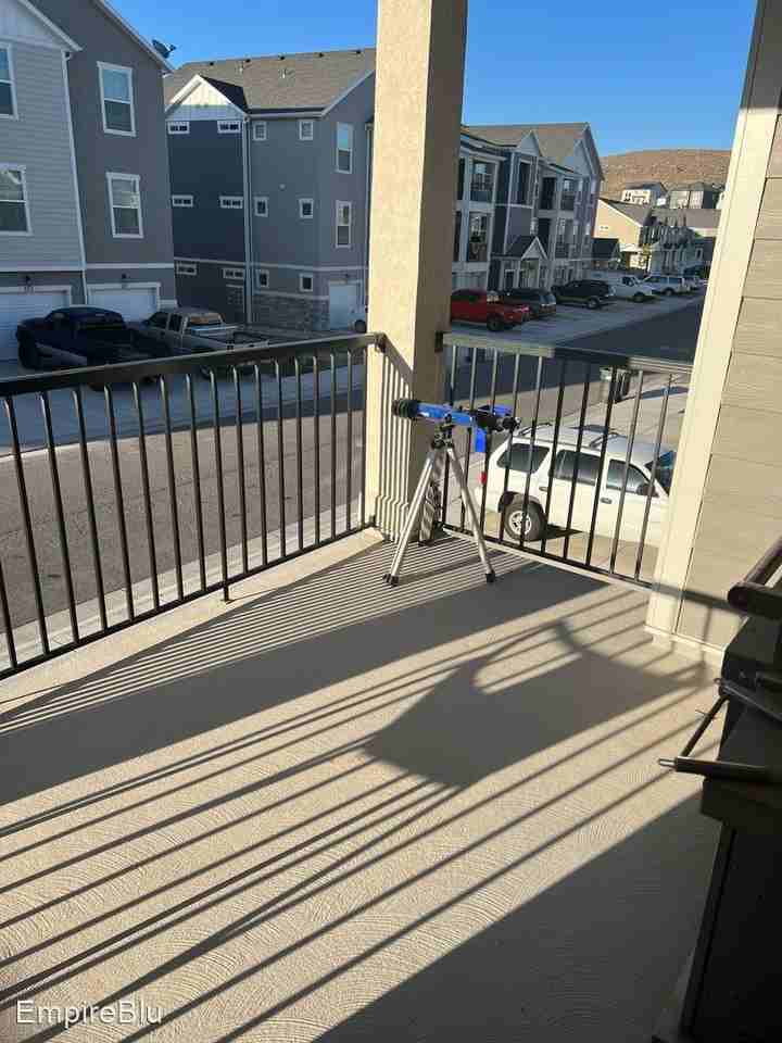 1809 W Terra Vista Ln #204 - Photo 2 of 11