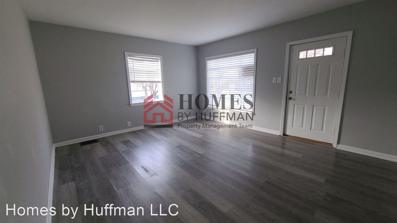 701 E Riverside Drive - Photo 2 of 11