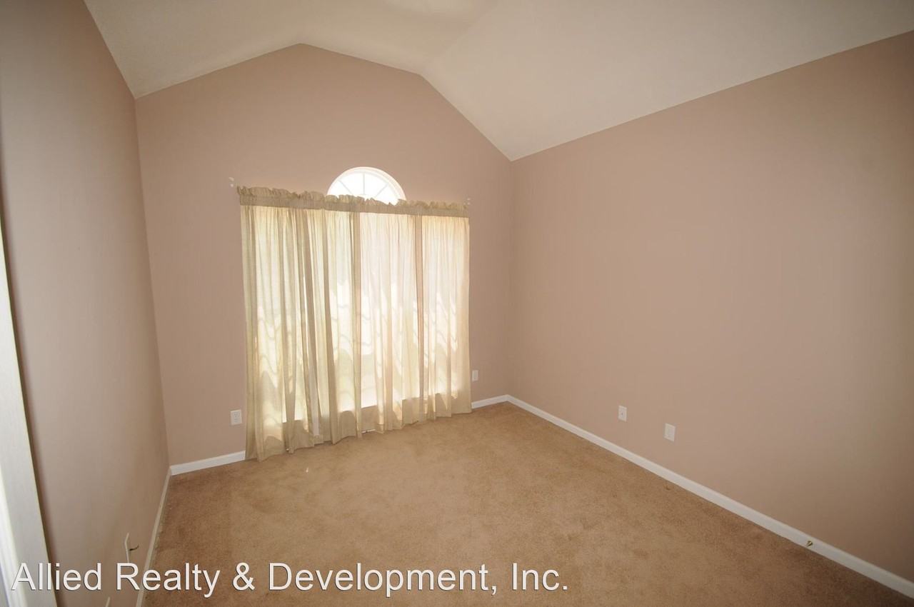 6442 Covington Villas Dr - Photo 3 of 6