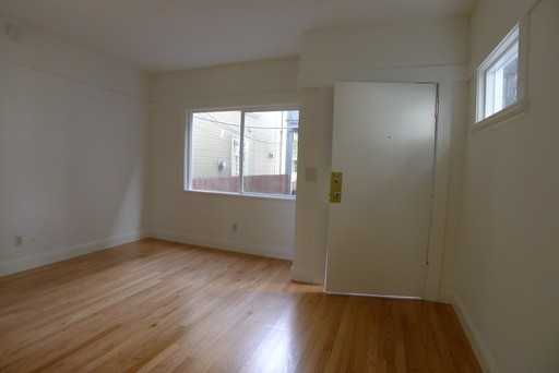 544 Merrimac St - Photo 2 of 7