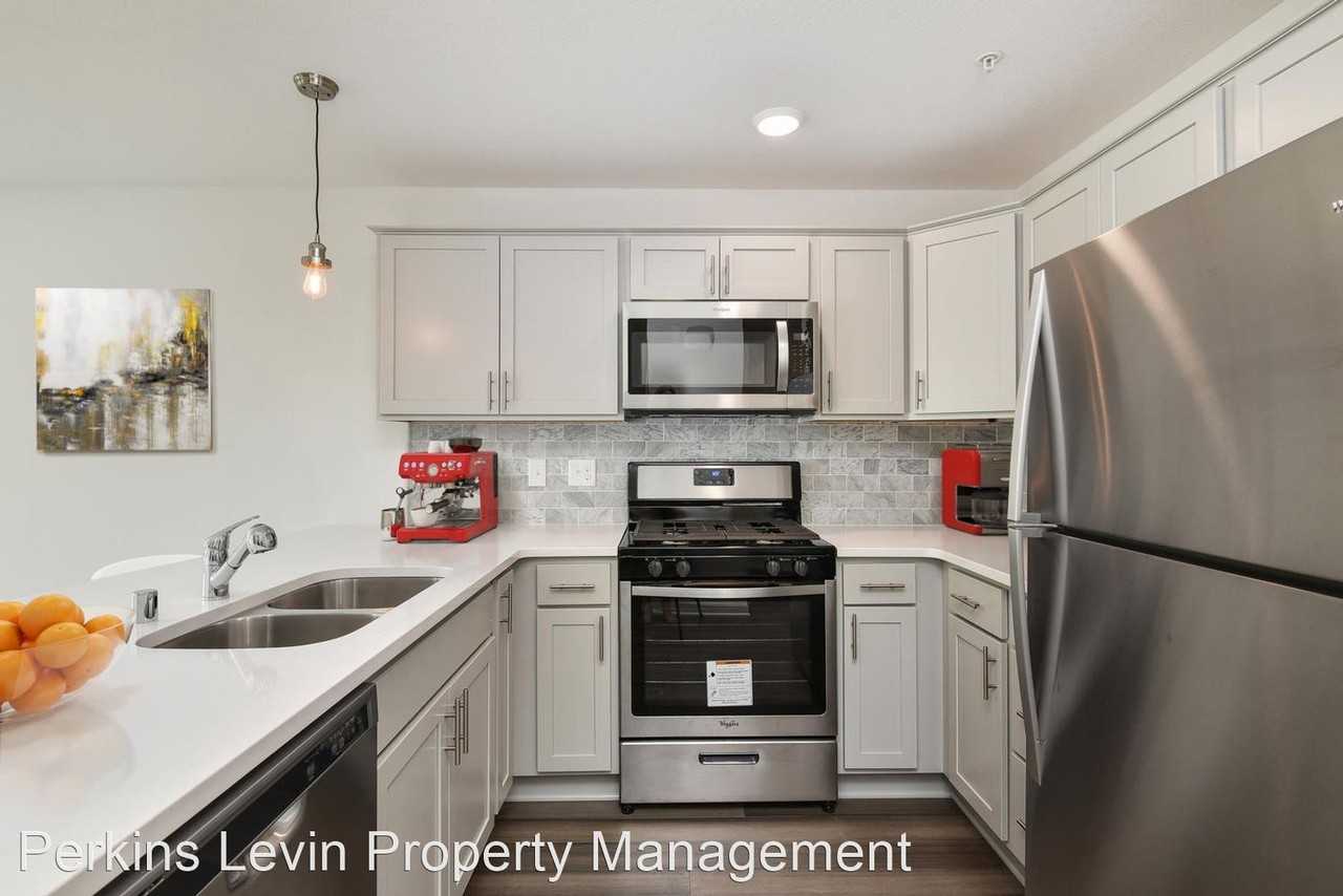 1625/1623 Marshall St Ne - Photo 3 of 19