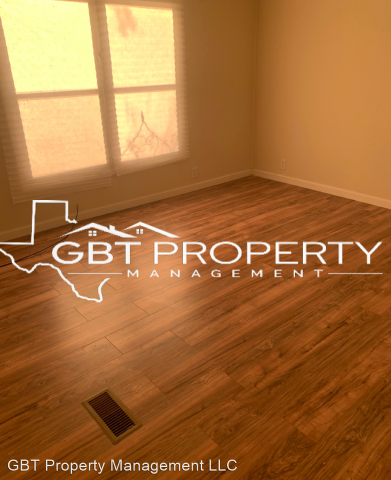 102 L County Road 828 - Photo 3 of 11