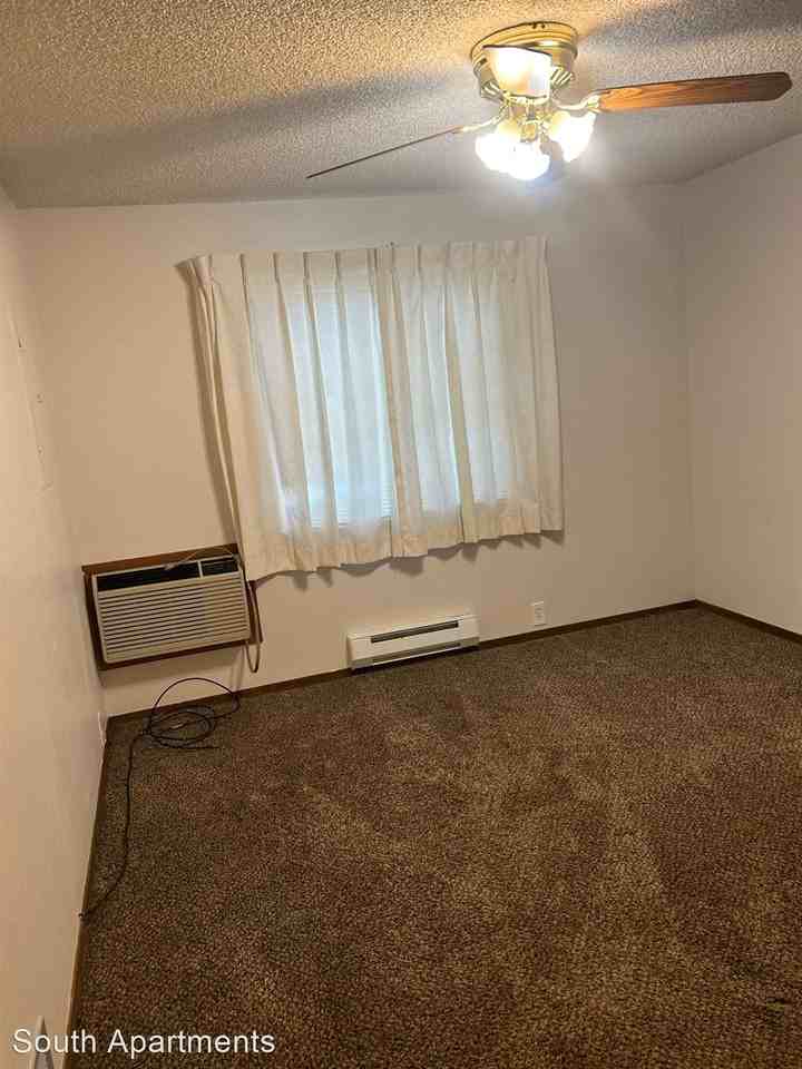 South Side Apartments - Photo 2 of 5