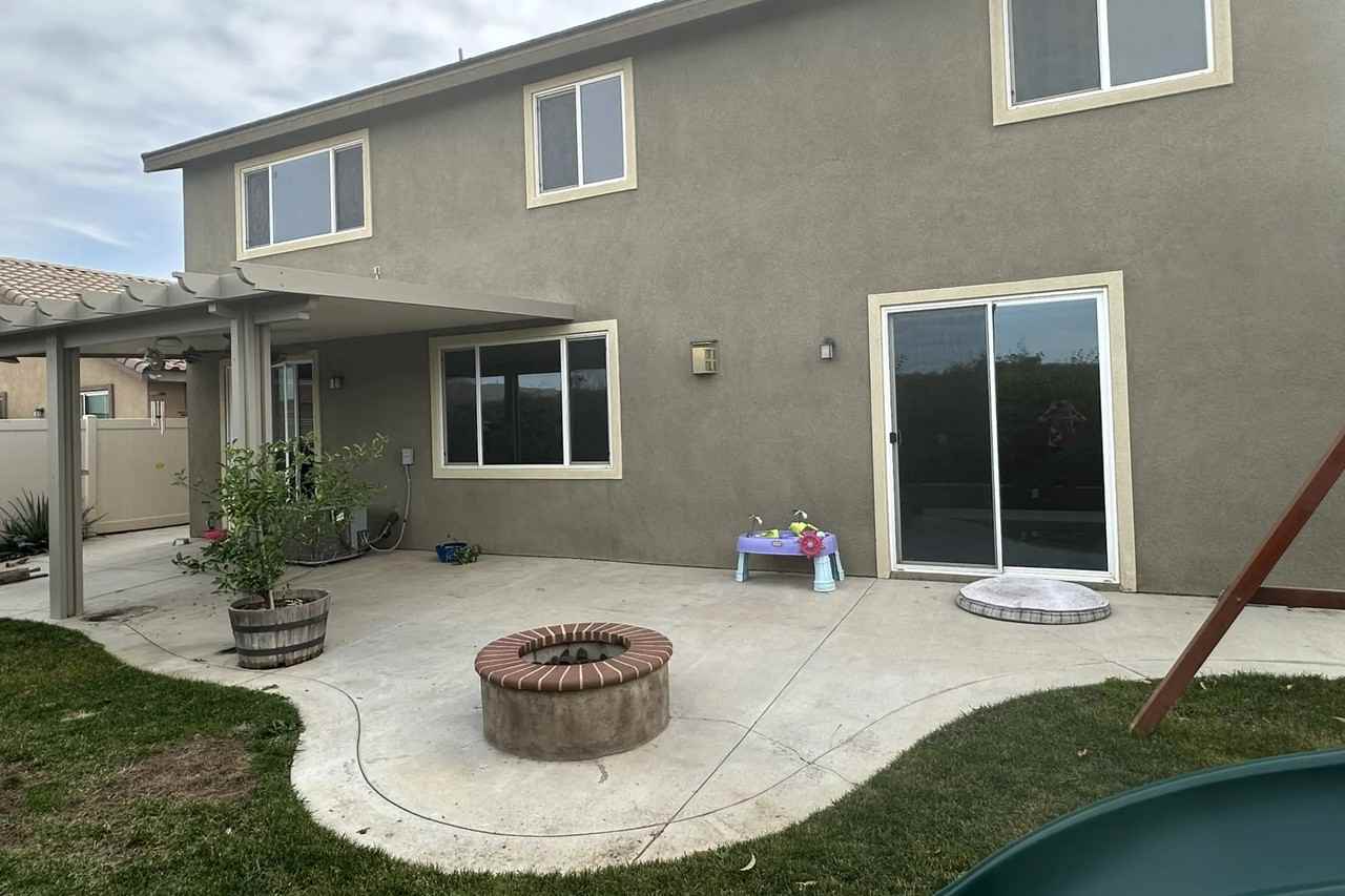 4140 Lovitt Cir - Photo 3 of 41