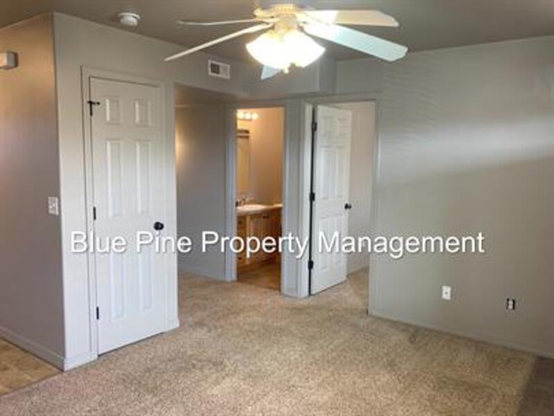 2866 Hunters Loop #402 - Photo 3 of 8