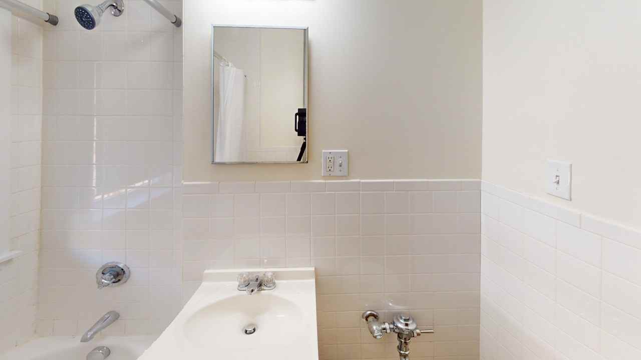 85 Strathmore Rd #43 - Photo 5 of 10