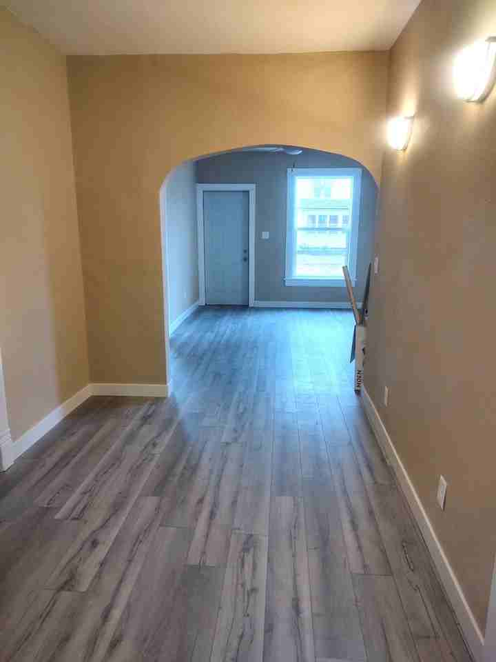 625 N Barstow St - Photo 3 of 5