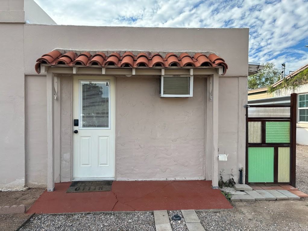 1004 E Mitchell St #A - Photo 2 of 10