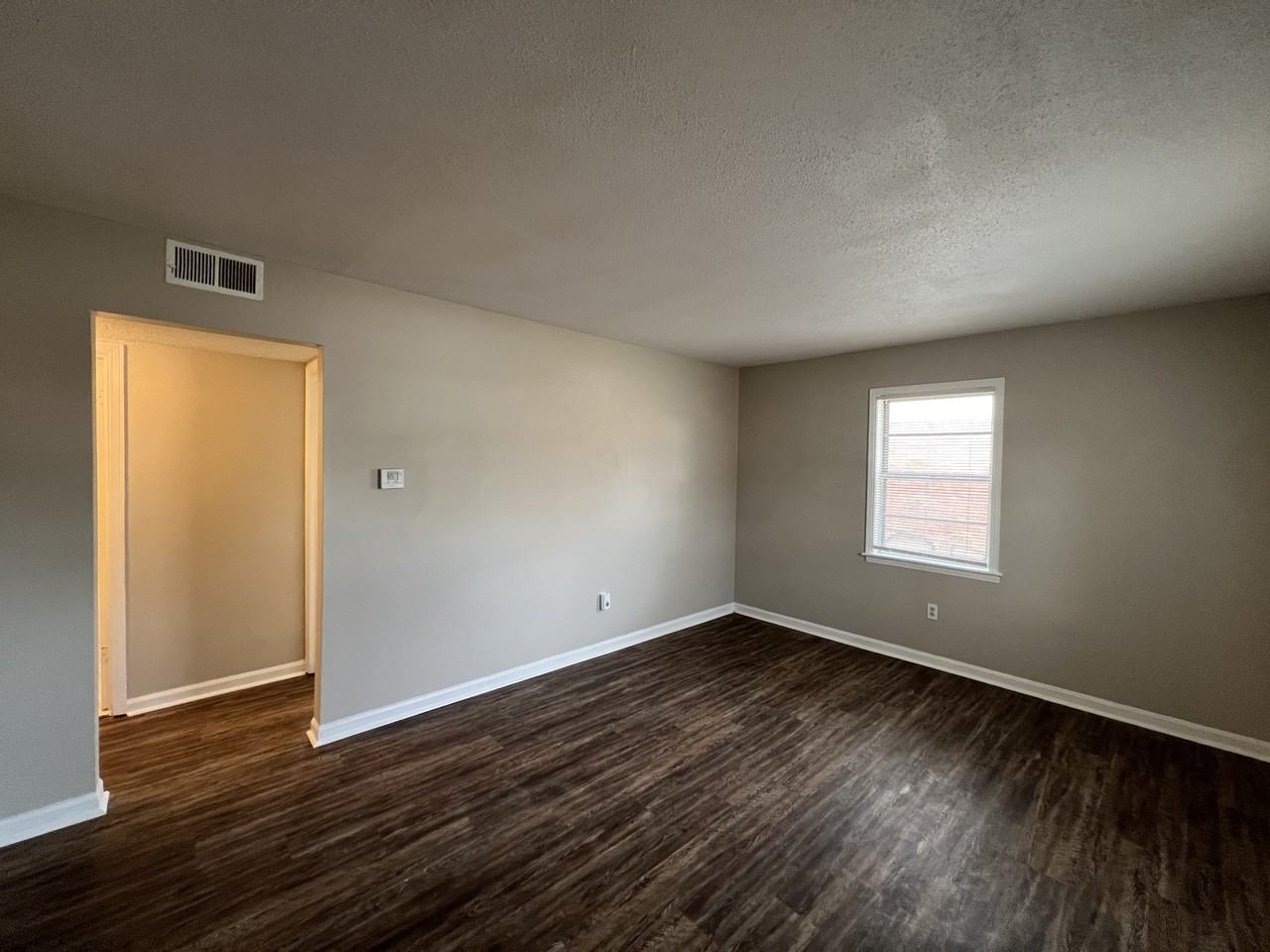 4261 Trudy St - Photo 3 of 13