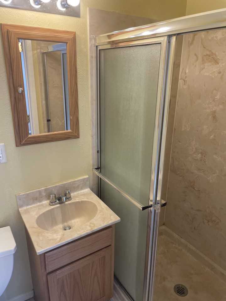 1410 Girard Blvd Ne - Photo 7 of 16