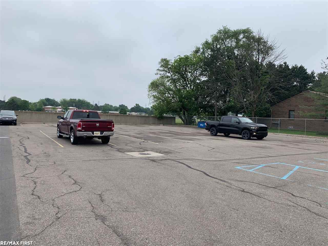 31690 Hoover Rd - Photo 7 of 8