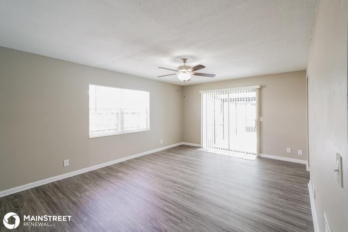 602 Clayton Cir - Photo 3 of 16