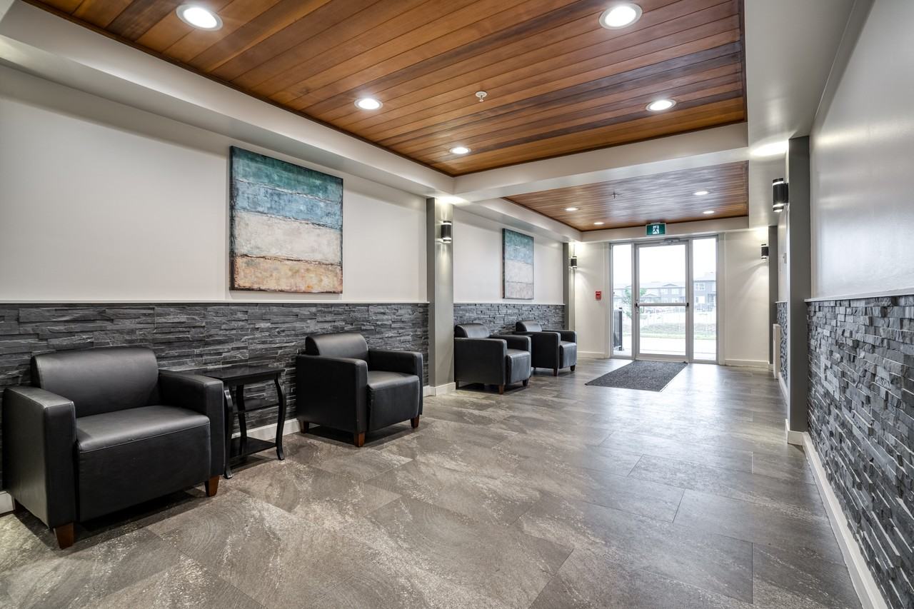 Addison Square Apartments 20 10, 11 & 20 El Tassi Drive, Winnipeg, MB