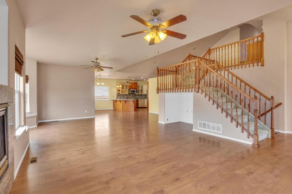 1174 E Marengo Dr - Photo 3 of 11