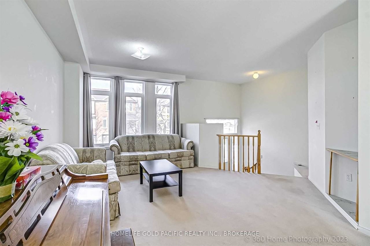 17 McCaul Street - Photo 3 of 17