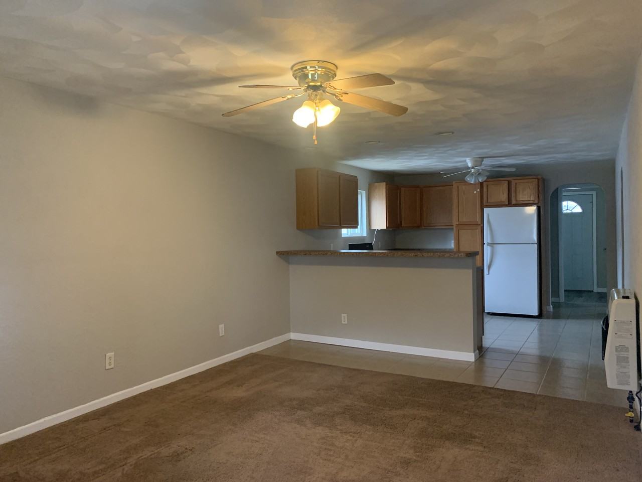 803 East London Avenue - Photo 3 of 17