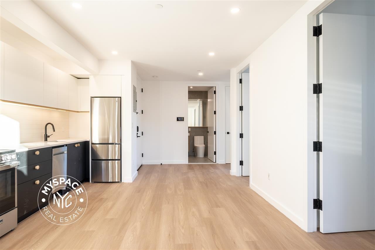 654 Madison St #4B - Photo 2 of 48