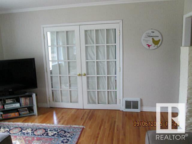10937 69 Avenue Northwest - Photo 3 of 21
