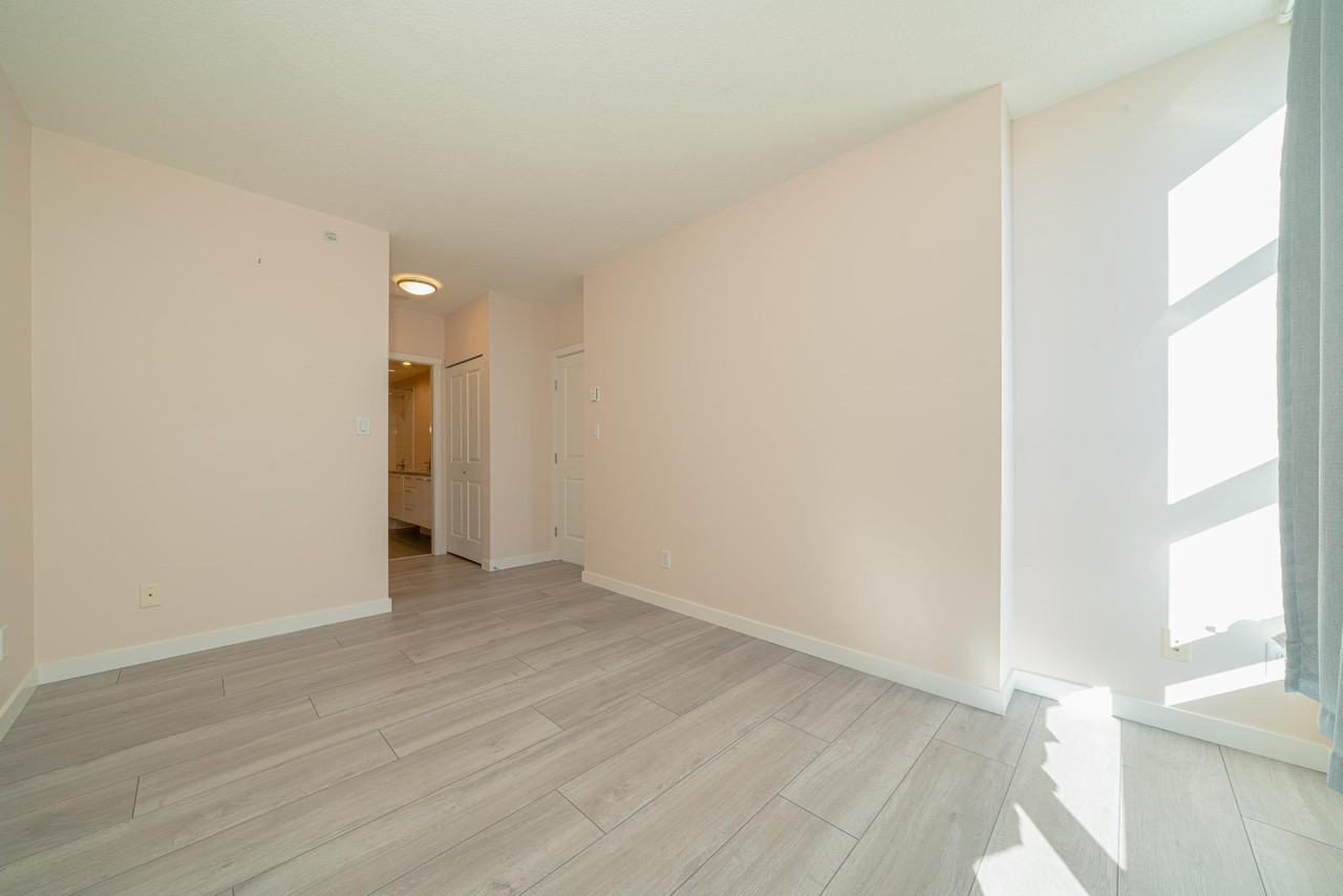 4880 Bennett St #3505 - Photo 5 of 14