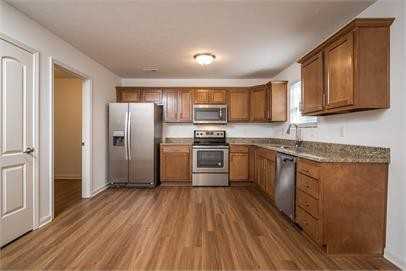 2211 Crossfield Dr #2211A