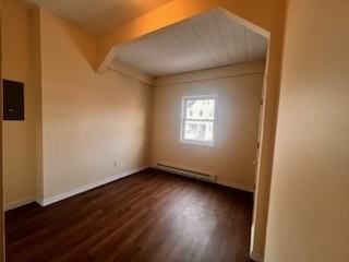 116 E Broad St 1st Fl #1 - Photo 4 of 12