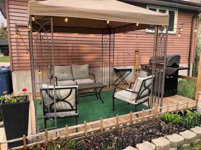 374 West Acres Dr - Photo 2 of 12