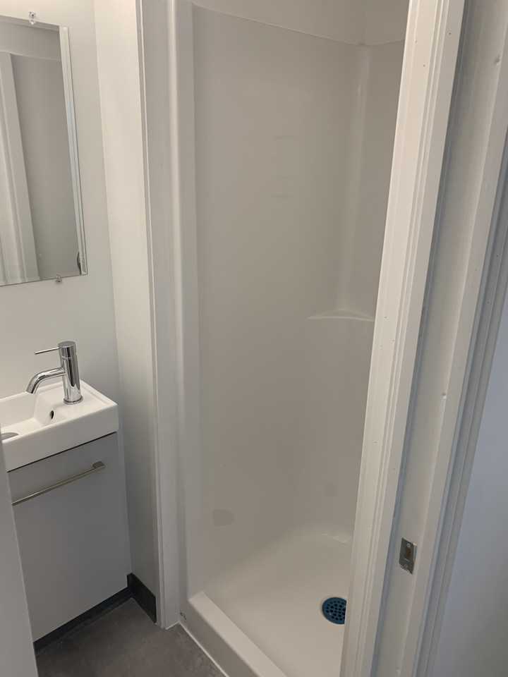 Keefer Apartments - Photo 2 of 3