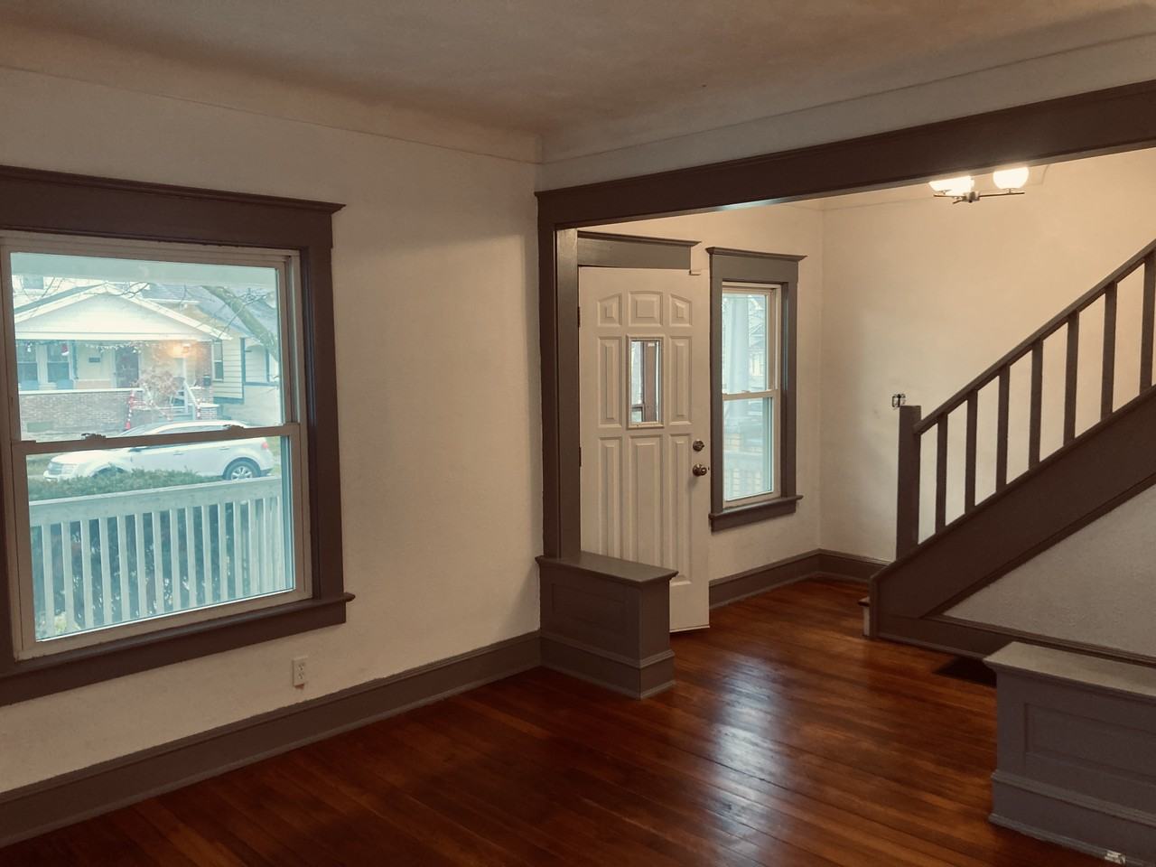711 Nicholas Street - Photo 3 of 19