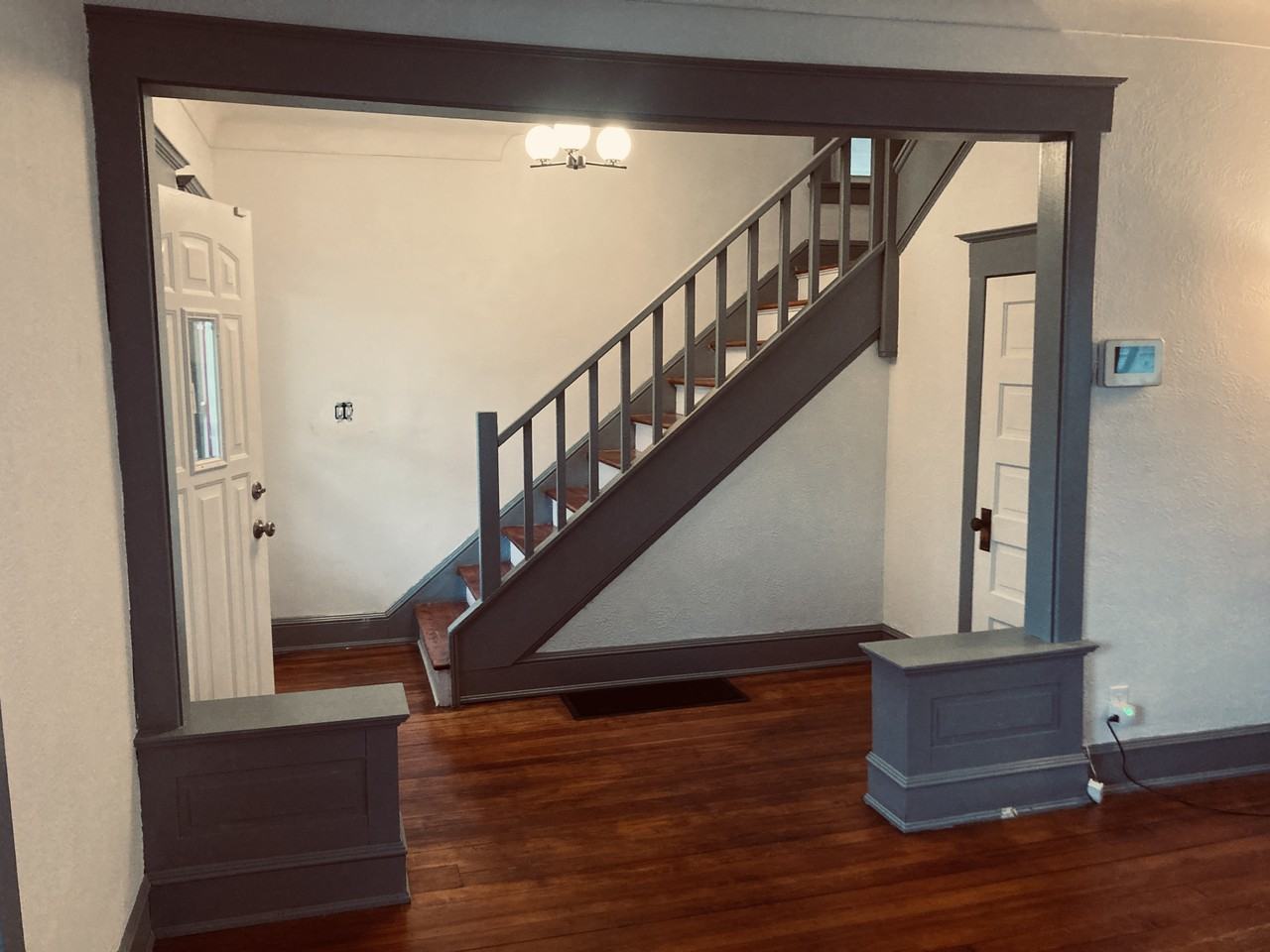 711 Nicholas Street - Photo 2 of 19