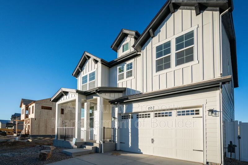 153 Mohawk Cir - Photo 3 of 25