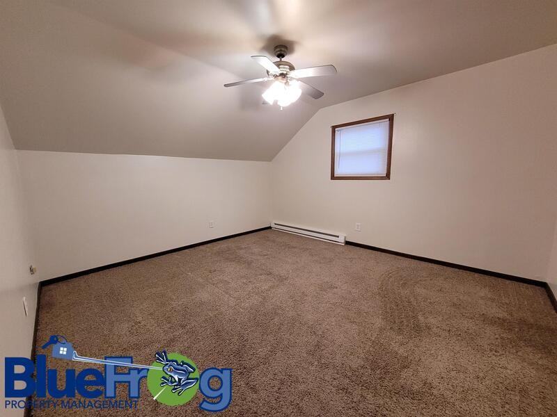 727 W Harris St - Photo 5 of 8