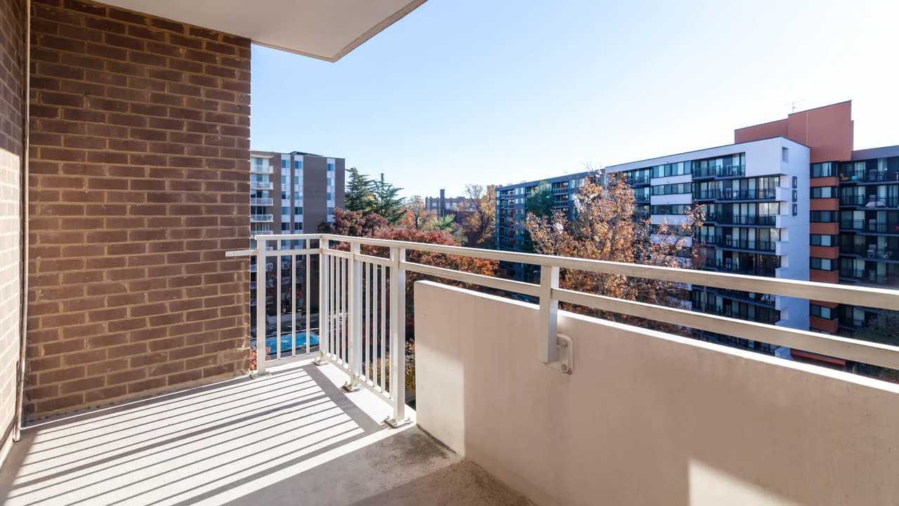 3003 Van Ness - Photo 4 of 55