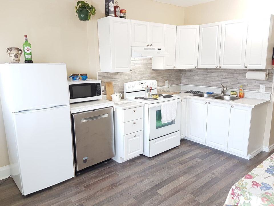 63 Blackthorn Avenue - Photo 2 of 9
