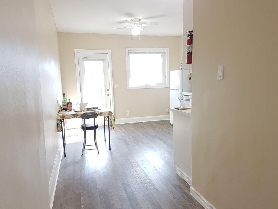 63 Blackthorn Avenue - Photo 3 of 9