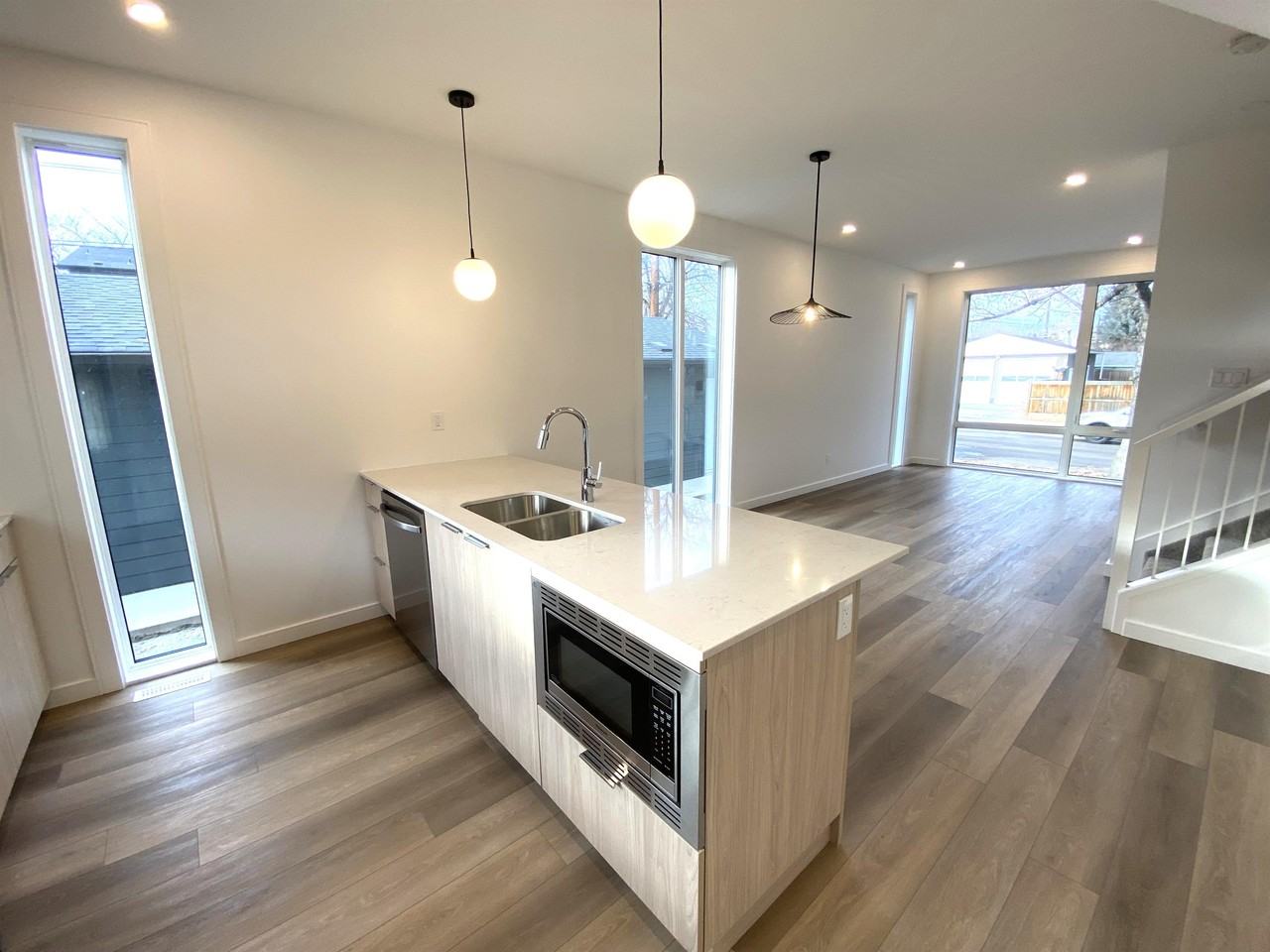 8309 102 Ave Nw #8309MAIN4 - Photo 2 of 22