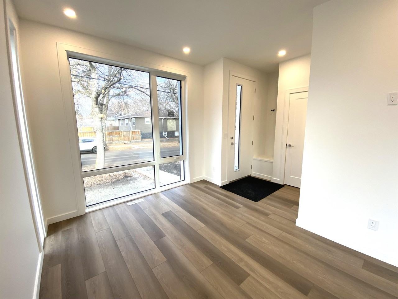 8309 102 Ave Nw #8309MAIN4 - Photo 7 of 22