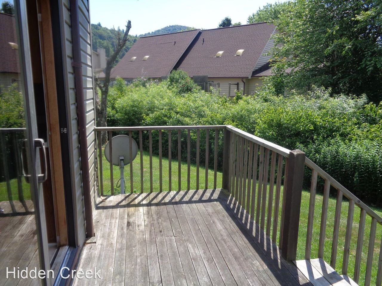 220 Adams Ln - Photo 2 of 16