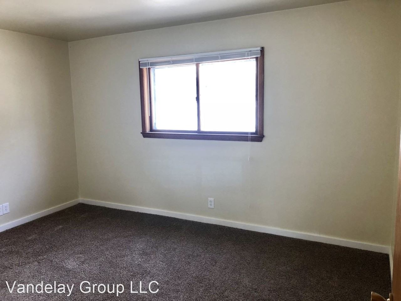 2377 N Humboldt Blvd - Photo 3 of 6