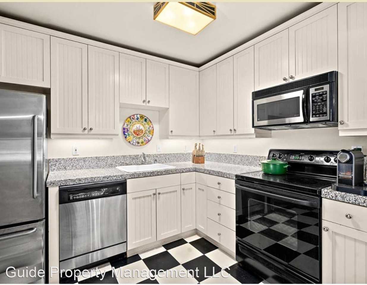 East Highland Apartments - Photo 2 of 20