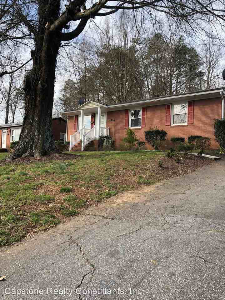 1064 Hutton St - Photo 3 of 22