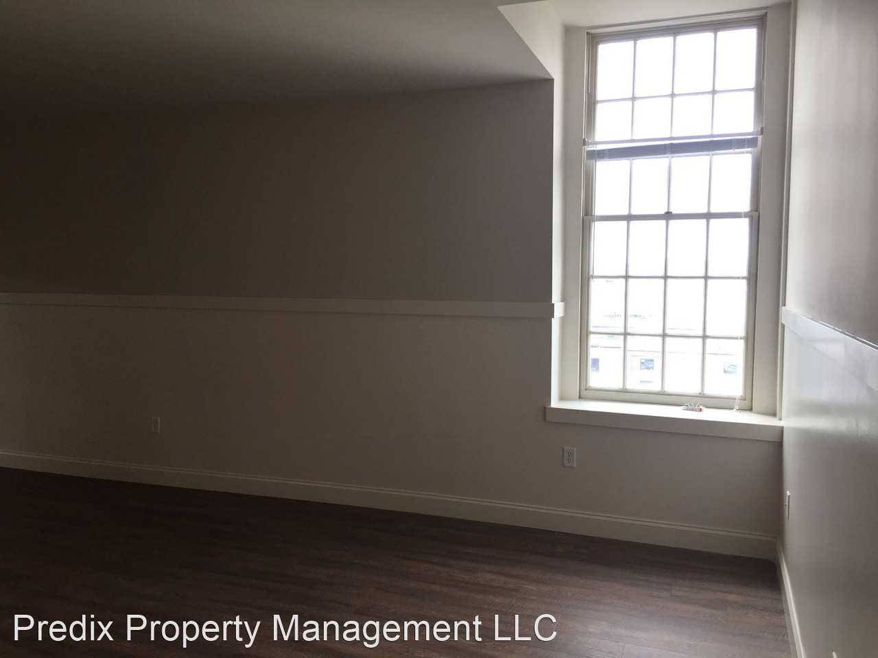 238 N. George St. - Photo 3 of 7