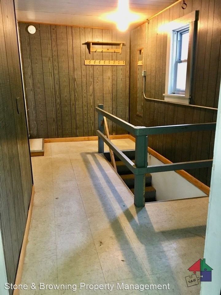 18 Hubbard St. - Photo 2 of 16