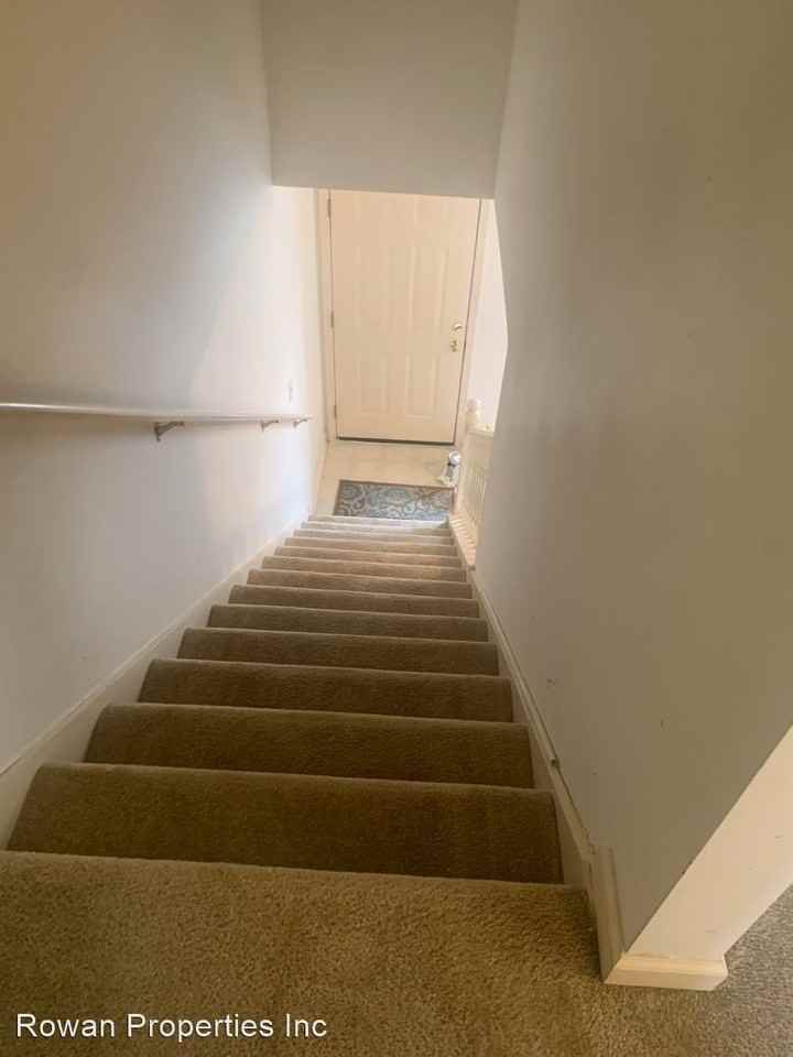 Cross & Gold Hill - Photo 2 of 12