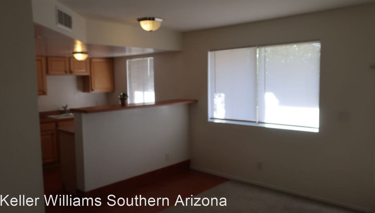 455 W Kelso St #201 - Photo 2 of 11