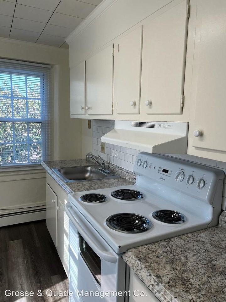 447 S. Main St. - Photo 2 of 9